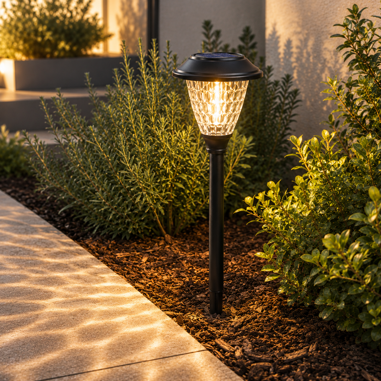 Solar Garden Pathway Light